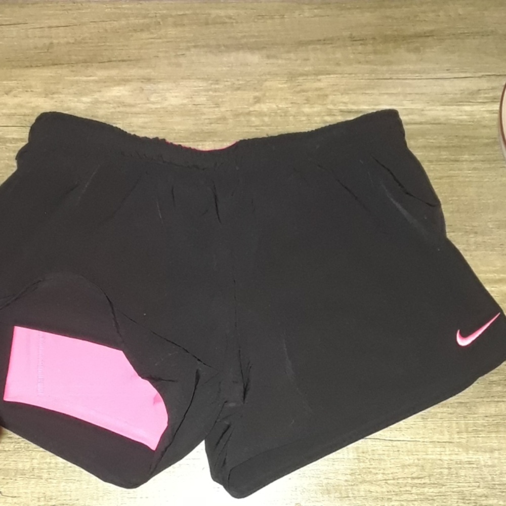 Nike phantom 2 in 1 shorts